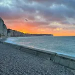 Avec Vue Sur Le Port Et Falaises * 페캉