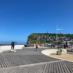 Apartment Avec Vue Sur Le Port Et Falaises *