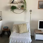 Apartment Avec Vue Sur Le Port Et Falaises *
